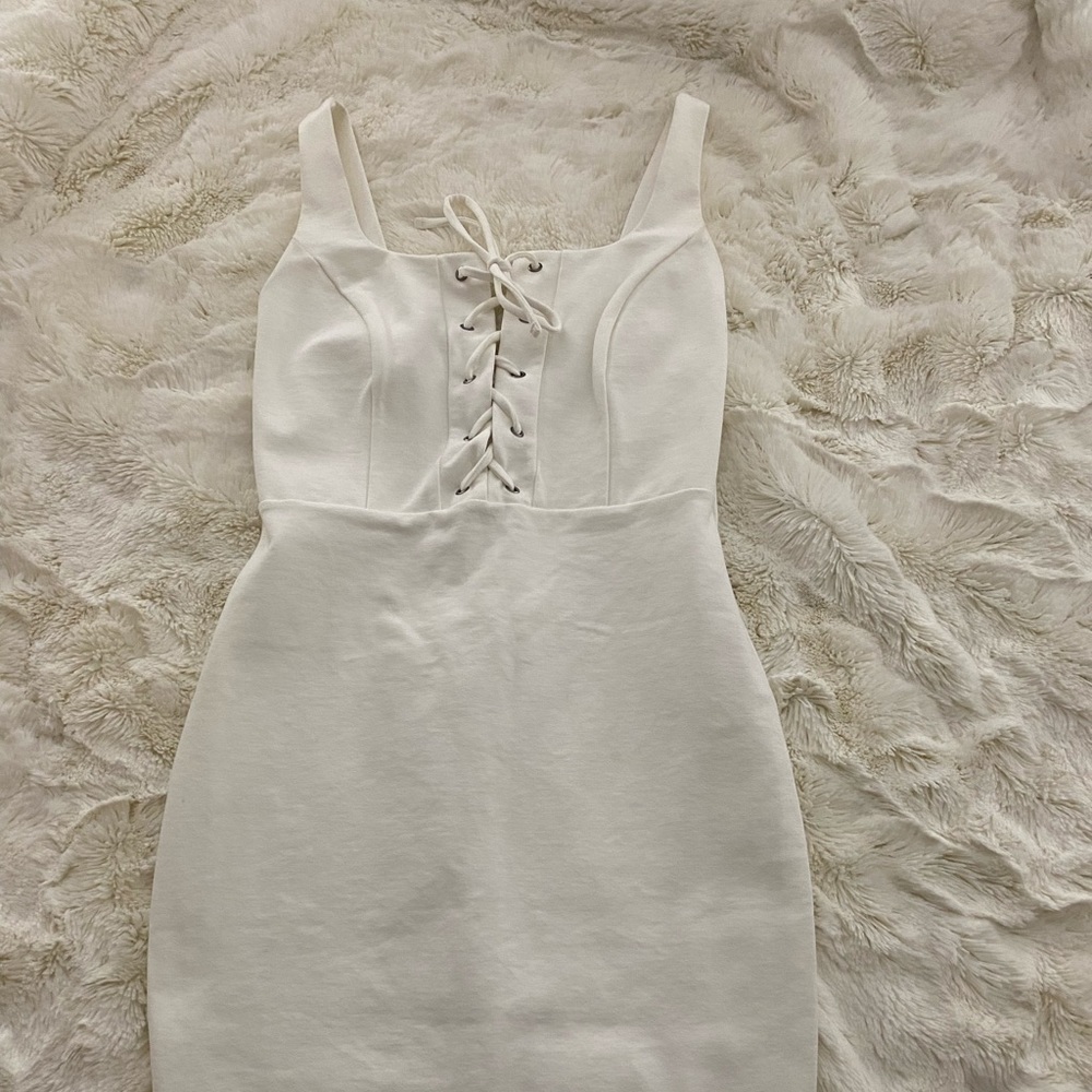 Sexiest white dress! Size small lulus.com